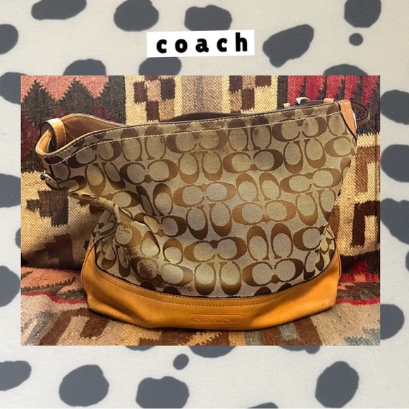 Coach • brown leather & woven adjustable shoulder bag with classic “C” allover - Picture 4 of 16